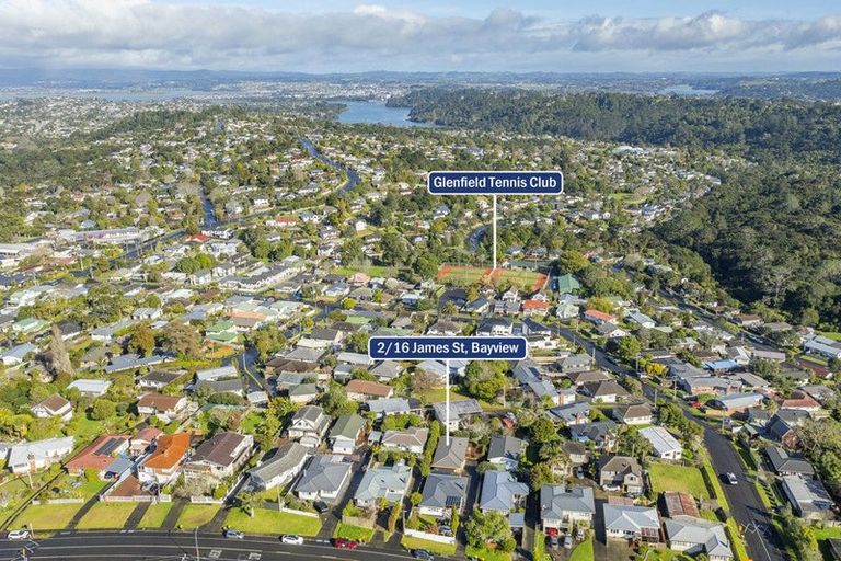 Photo of property in 2/16 James Street, Bayview, Auckland, 0629