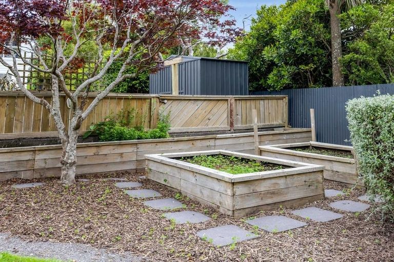 Photo of property in 3a Waimea Street, Westown, New Plymouth, 4310