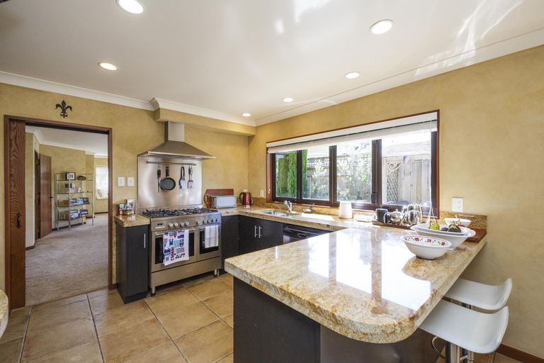 Photo of property in 7 Summerhays Street, Terrace End, Palmerston North, 4410