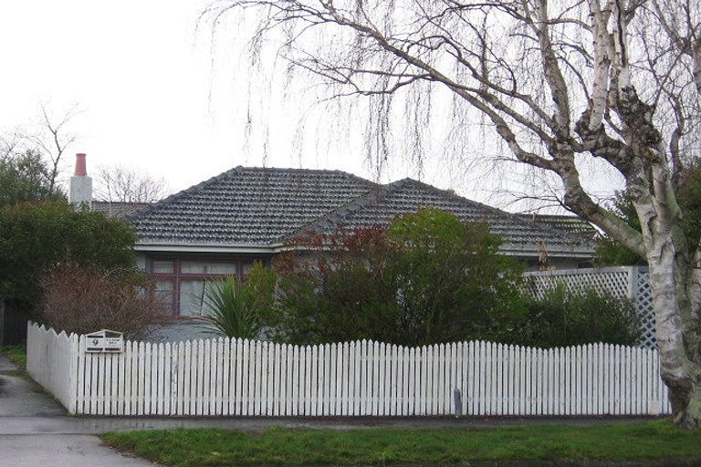 Photo of property in 9a Franklin Avenue, Hokowhitu, Palmerston North, 4410