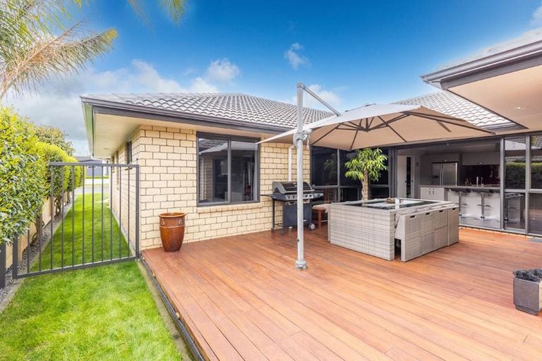 Photo of property in 8 Compton Grove, Huntington, Hamilton, 3210