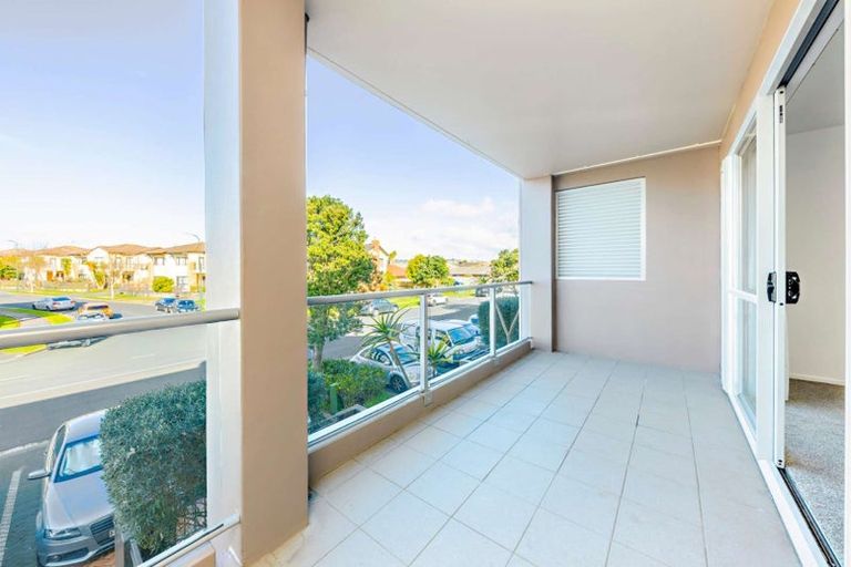 Photo of property in 90b Michael Jones Drive, Flat Bush, Auckland, 2019