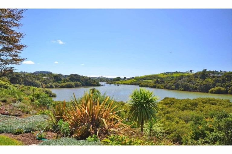Photo of property in 51 Mission Road, Kerikeri, 0230