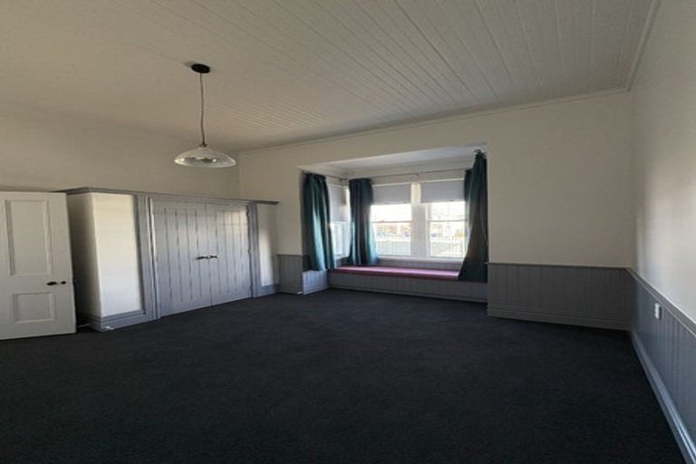 Photo of property in 241 Ruahine Street, Roslyn, Palmerston North, 4414