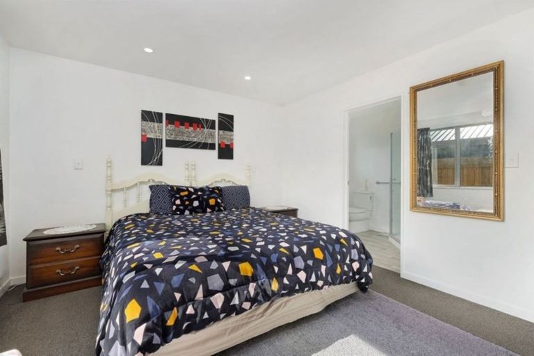 Photo of property in 43 Cheltenham Road, Lower Shotover, Queenstown, 9304