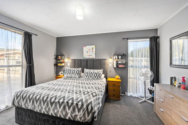 Photo of property in 2/27 Miro Street, Trentham, Upper Hutt, 5018