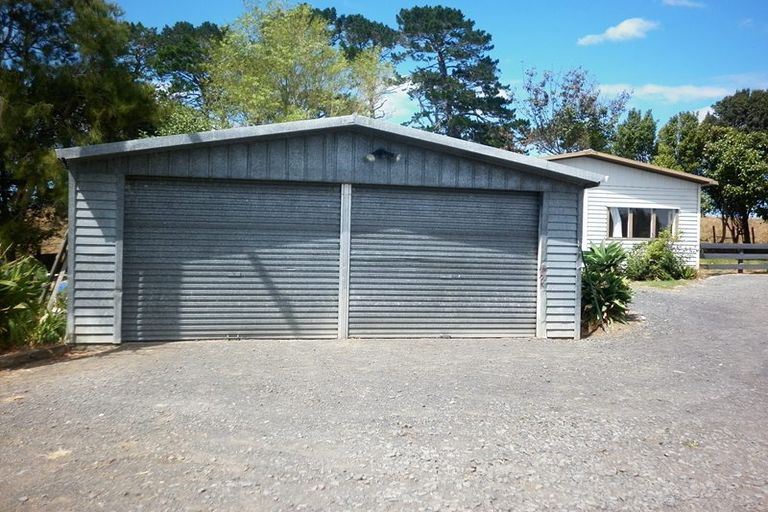 Photo of property in 348 Maurice Road, Glen Murray, Tuakau, 2695