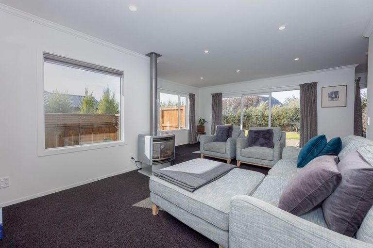 Photo of property in 3 Hillview Place, Wanaka, 9305