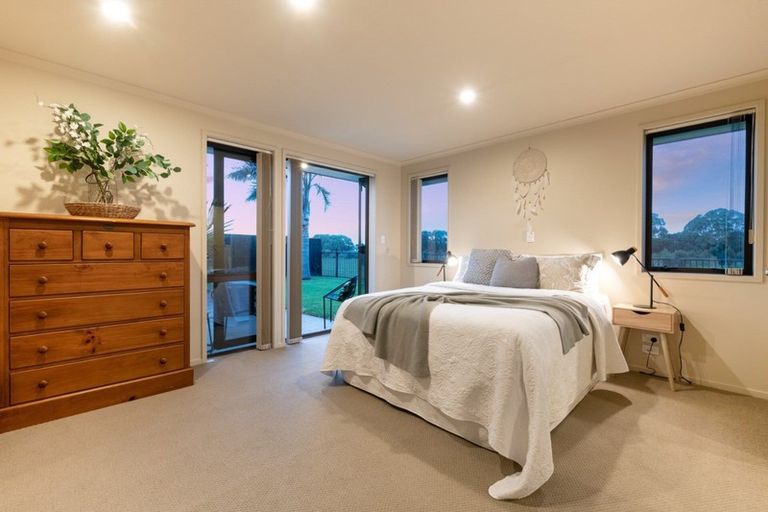 Photo of property in 44 Carrington Drive, Papamoa Beach, Papamoa, 3118