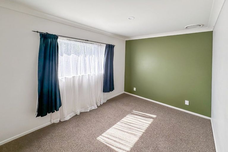 Photo of property in 11 Messines Avenue, Trentham, Upper Hutt, 5018