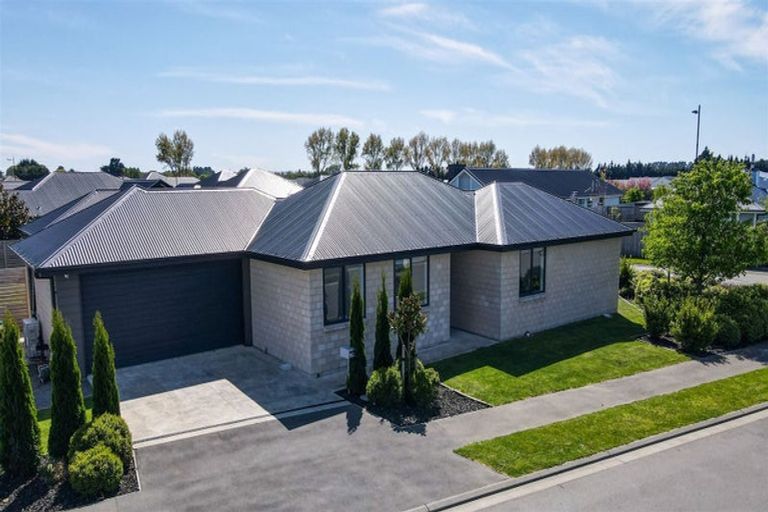 Photo of property in 106 Haymakers Crescent, Rolleston, 7614