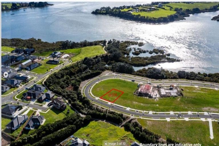 Photo of property in 26 Omahuru Road, Glenbrook, 2681