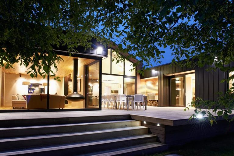 Photo of property in 21 Opoia Road, Hamilton East, Hamilton, 3216