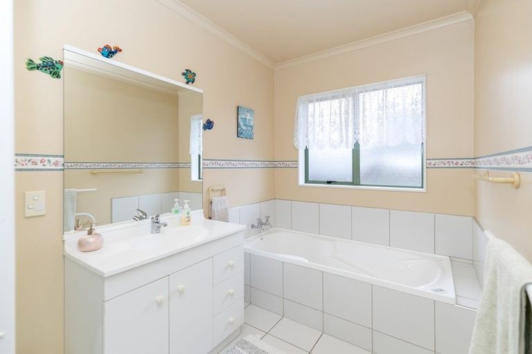 Photo of property in 30 Discovery Drive, Flagstaff, Hamilton, 3210