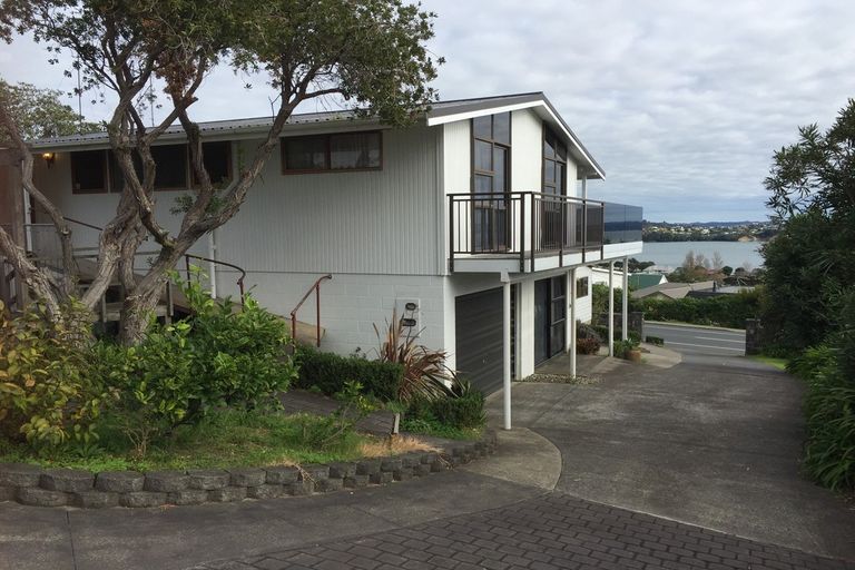 Photo of property in 953 Whangaparaoa Road, Manly, Whangaparaoa, 0930