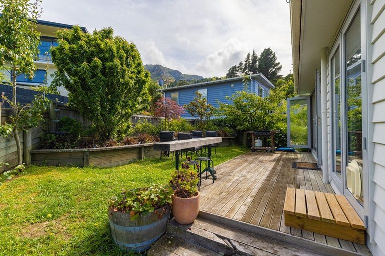 Photo of property in 77a Canterbury Street, Lyttelton, 8082