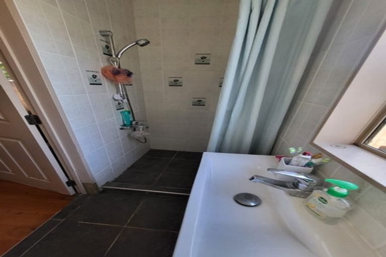 Photo of property in 7a Waterfront Road, Mangere Bridge, Auckland, 2022