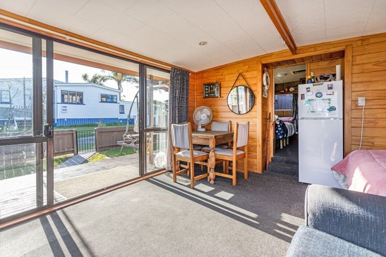 Photo of property in 116 Aickin Road, Whangamata, 3620