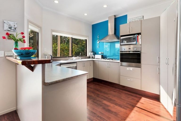 Photo of property in 4 Sanctuary Park Lane, Tamaterau, Whangarei, 0174