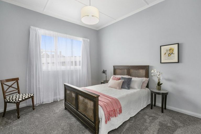 Photo of property in 37 Wesley Street, South Dunedin, Dunedin, 9012