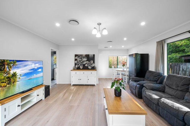 Photo of property in 468a Great South Road, Opaheke, Papakura, 2113