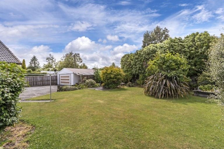 Photo of property in 33 Stackhouse Avenue, Bishopdale, Christchurch, 8053