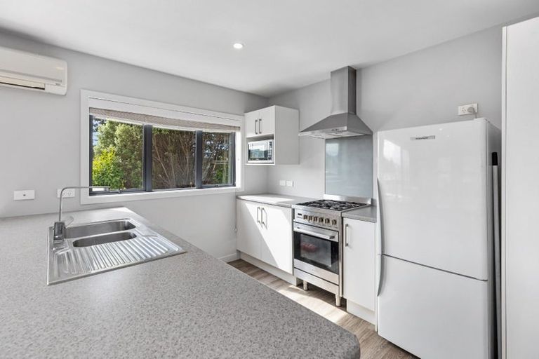 Photo of property in 17 Rochfort Crescent, Pyes Pa, Tauranga, 3112