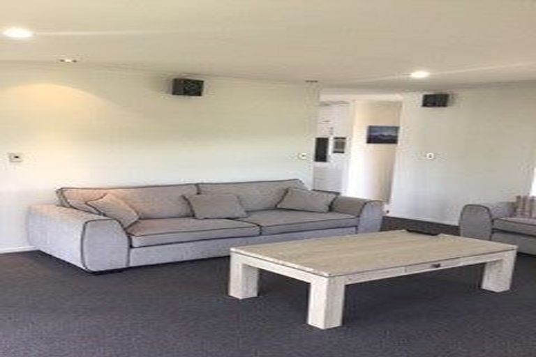 Photo of property in 84 Karamea Street, Whalers Gate, New Plymouth, 4310