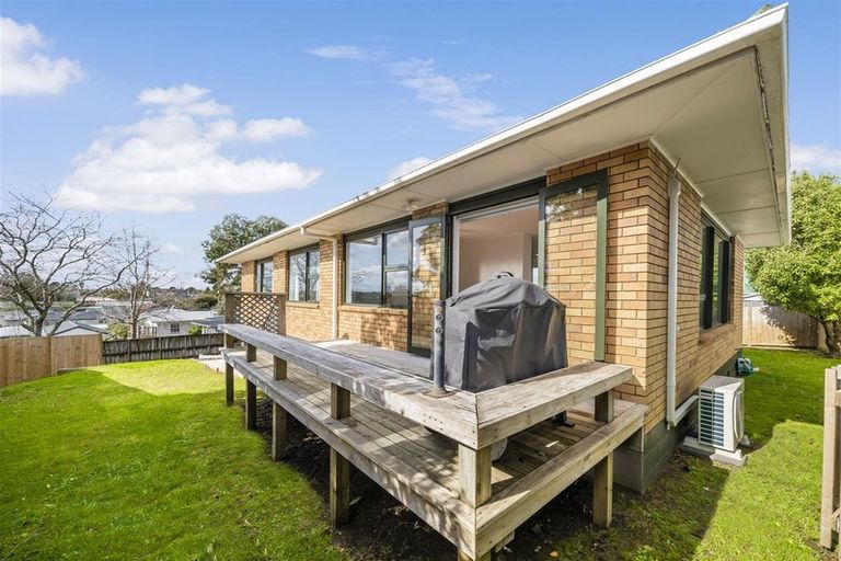 Photo of property in 78a Wharf Road, Te Atatu Peninsula, Auckland, 0610