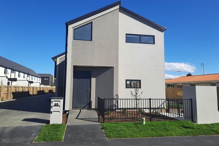 Photo of property in 1/45 Division Street, Riccarton, Christchurch, 8041
