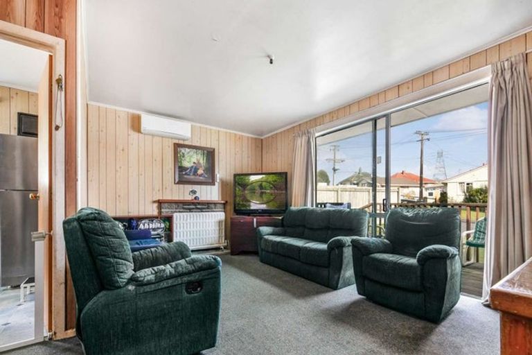 Photo of property in 7 Velvet Crescent, Otara, Auckland, 2023