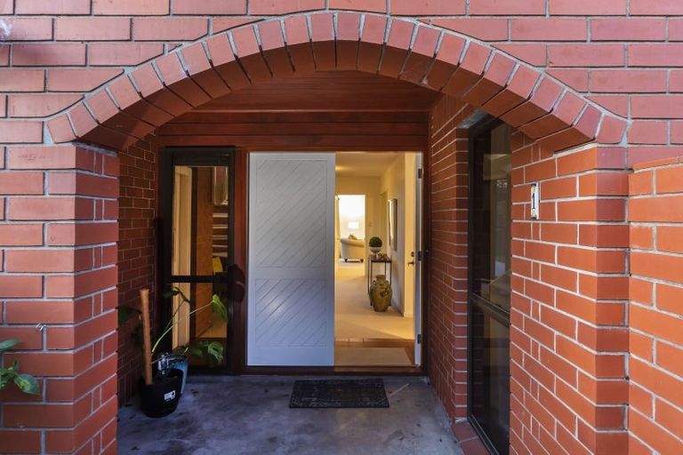 Photo of property in 1 Melissa Place, Burnside, Christchurch, 8042