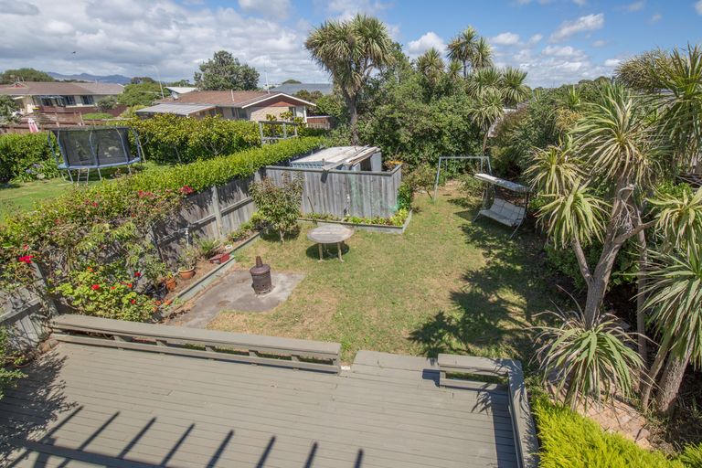 Photo of property in 10 Marine Parade, North New Brighton, Christchurch, 8083