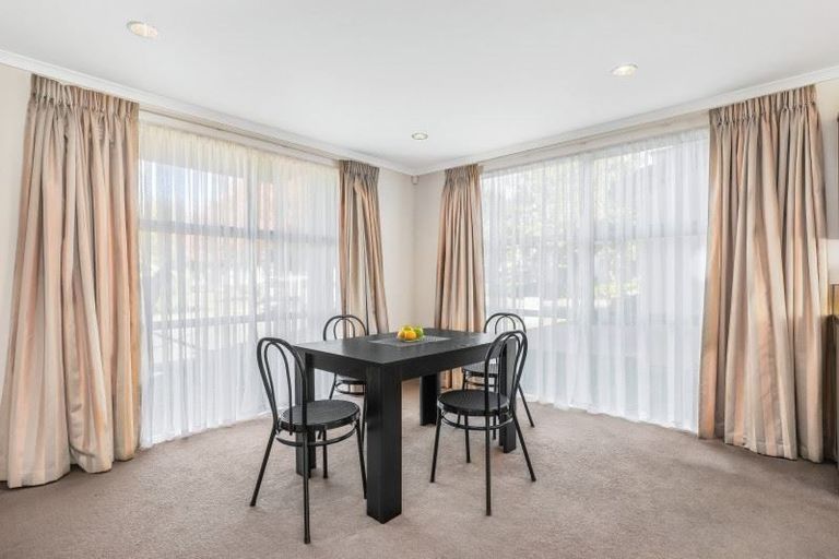 Photo of property in 21 Zabeel Crescent, Takanini, 2112