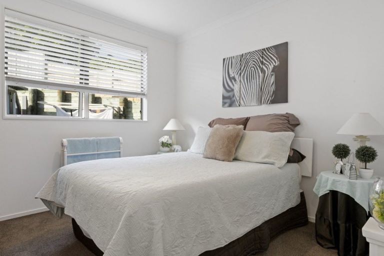 Photo of property in 60 Adler Drive, Ohauiti, Tauranga, 3112