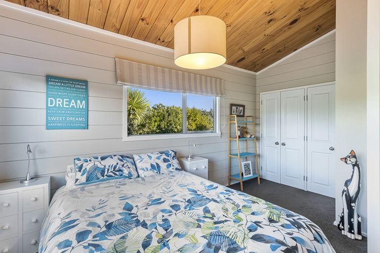 Photo of property in 112 Manly Street, Paraparaumu Beach, Paraparaumu, 5032