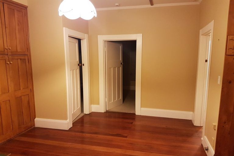 Photo of property in 225 Coronation Avenue, Welbourn, New Plymouth, 4310