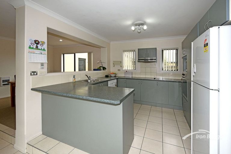 Photo of property in 65 Coolspring Way, Redwood, Christchurch, 8051