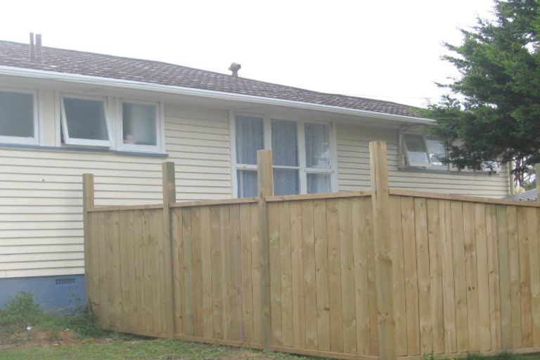 Photo of property in 4a Raukawa Street, Strathmore Park, Wellington, 6022