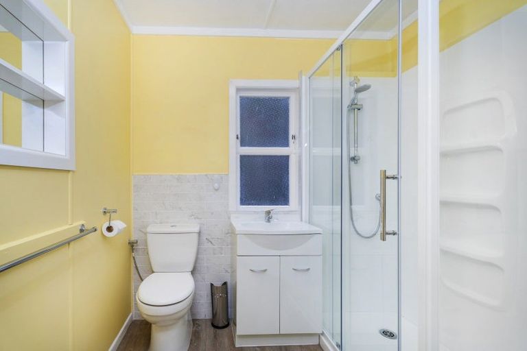 Photo of property in 14 Stormont Lane, Whitianga, 3510