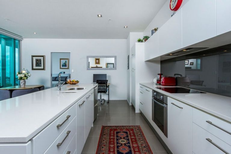 Photo of property in Sentinel Apartments, 1705/3 Northcroft Street, Takapuna, Auckland, 0622