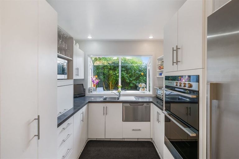 Photo of property in 2/239 Maidstone Road, Avonhead, Christchurch, 8042