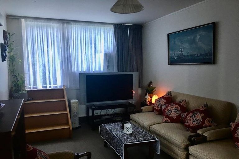 Photo of property in 4/15 Upper Lewisville Terrace, Thorndon, Wellington, 6011