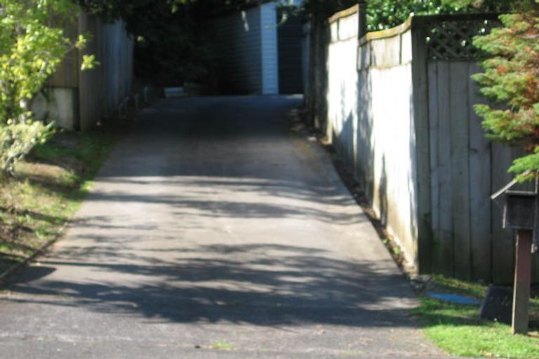 Photo of property in 17 Cottam Grove, Northcross, Auckland, 0632