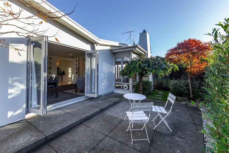 Photo of property in 15 Riverwood Boulevard, Redwood, Christchurch, 8051