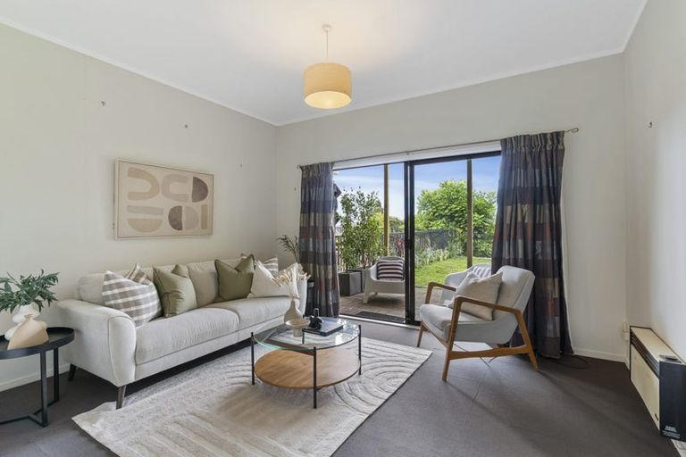 Photo of property in 2/30 Vauxhall Road, Devonport, Auckland, 0624
