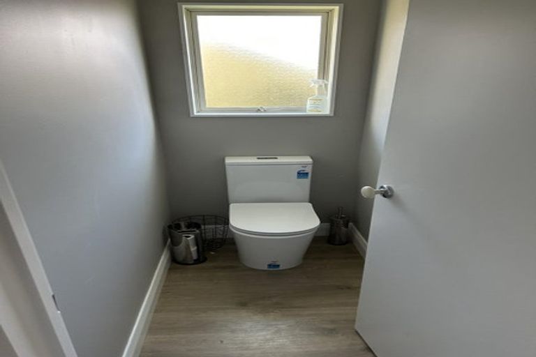 Photo of property in 52 Amorino Drive, Red Beach, 0932