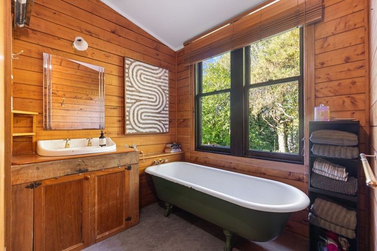 Photo of property in 832 Mako Mako Road, Pahiatua, 4983