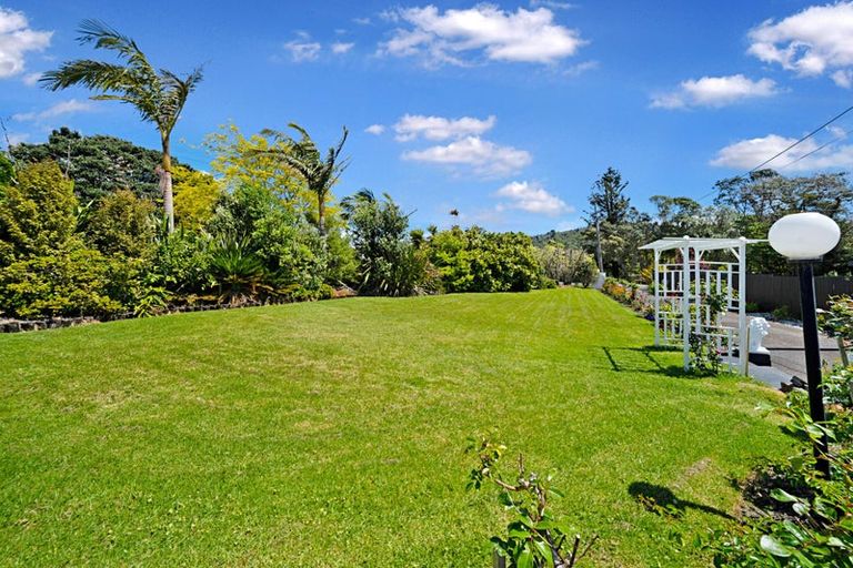 Photo of property in 18 Kitewaho Road, Swanson, Auckland, 0816