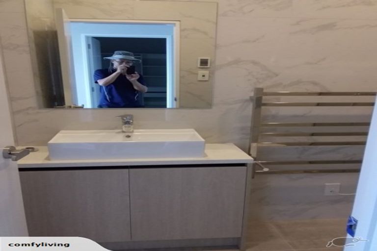 Photo of property in 6/69 Lake Road, Devonport, Auckland, 0624